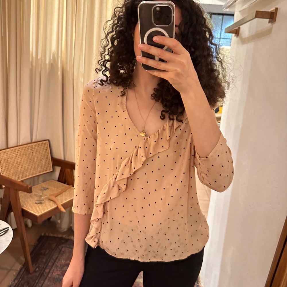 Sezane Pink Silk Polka Dot Ruffle 3/4 sleeve blouse top 42